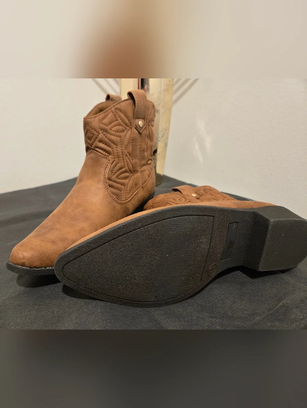 Arizona Jean Co Western Boots - Picture 2 of 5
